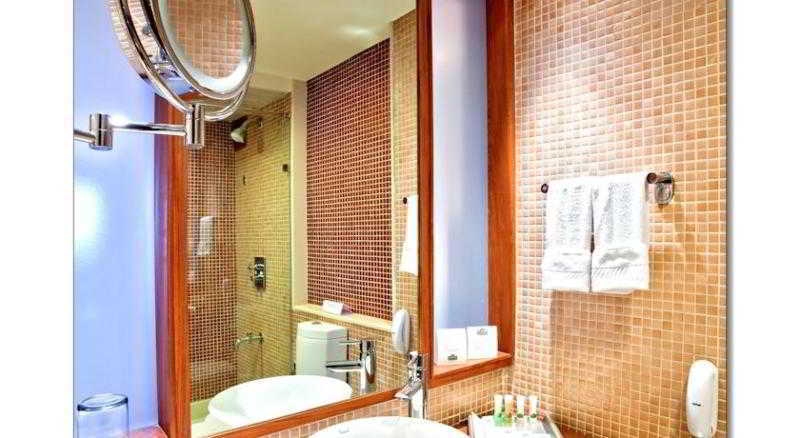 Country Inn Ahmedabad Exterior foto